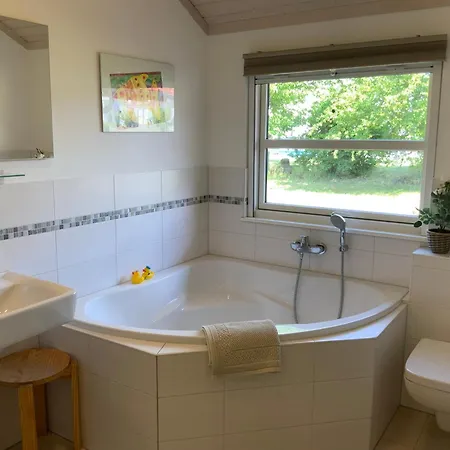 Sun Ruegen Vaschvitz